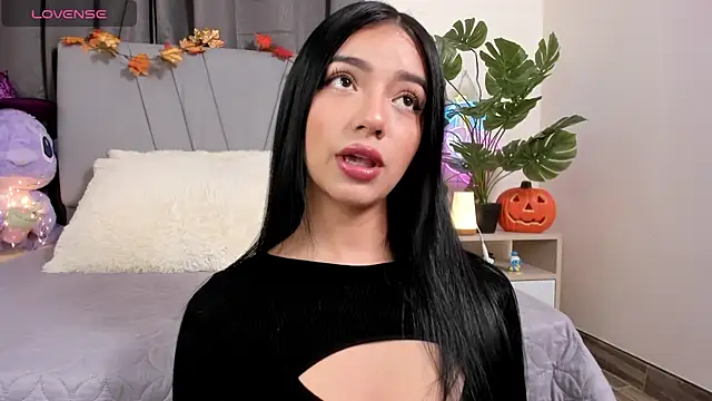 Snapshot of emy_bonita1 chatting on October 2025 12:43:01 AM emy bonita1 online show from October 2025 12:43:01 AM