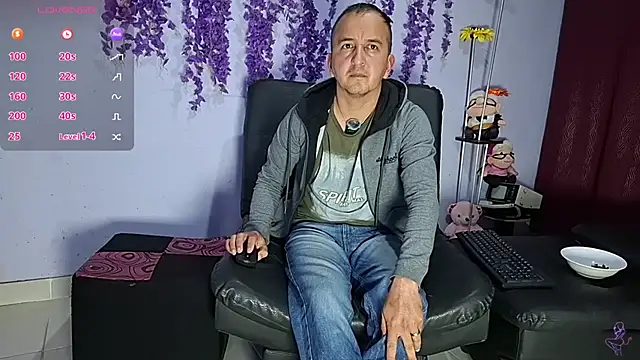 Snapshot of yazfore2 chatting on July 2026 02:45:01 AM yazfore2 online show from July 2026 02:45:01 AM
