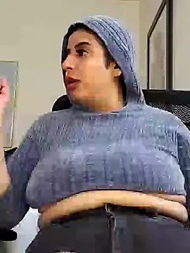 Snapshot of Kittybouncy69 chatting on January 2025 02:26:01 PM Kittybouncy69 online show from January 2025 02:26:01 PM