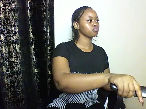 Candii wet  online show from September 2025 06:30:01 PM