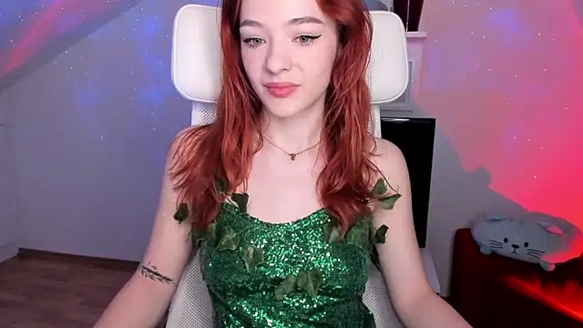 Snapshot of MiaRouge chatting on March 2025 03:12:02 AM MiaRouge online show from March 2025 03:12:02 AM