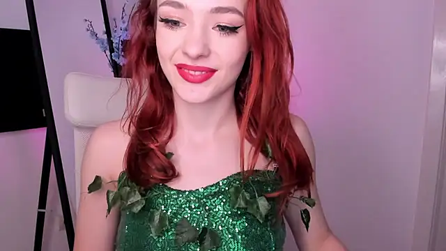 Snapshot of MiaRouge chatting on January 2025 06:24:01 AM MiaRouge online show from January 2025 06:24:01 AM