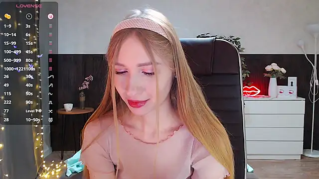 Cutie Annie online show from February 2025 05:13:02 AM