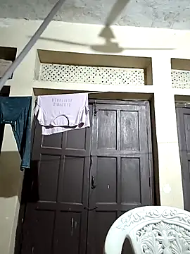 PRIYANHUxh online show from March 2026 04:42:02 PM