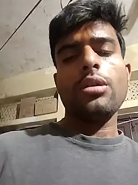 PRIYANHUxh online show from April 2026 06:58:02 PM