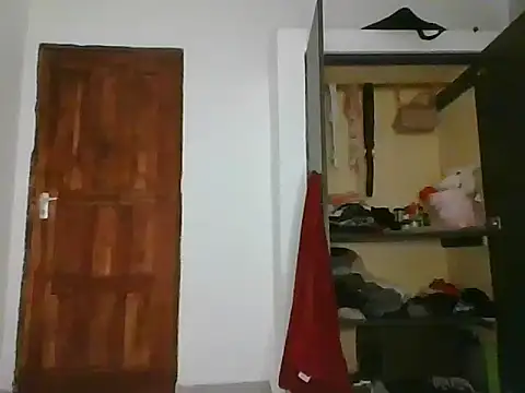 Snapshot of Candykitten chatting on March 2025 05:52:01 PM Candykitten online show from March 2025 05:52:01 PM