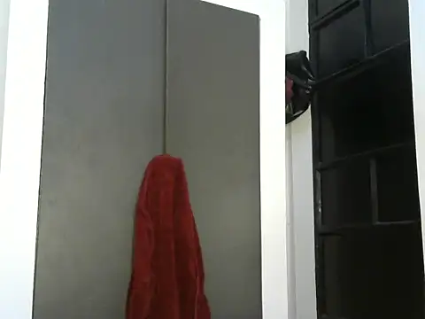 Snapshot of Candykitten chatting on March 2025 03:45:02 PM Candykitten online show from March 2025 03:45:02 PM