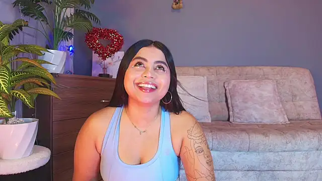 Snapshot of jade_brunnette chatting on May 2026 08:23:01 PM jade brunnette online show from May 2026 08:23:01 PM