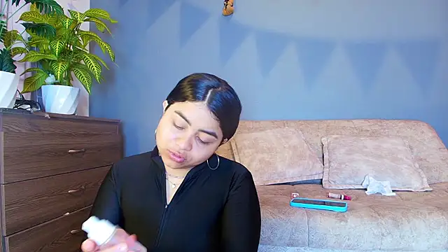 Snapshot of jade_brunnette chatting on June 2026 08:09:01 PM jade brunnette online show from June 2026 08:09:01 PM