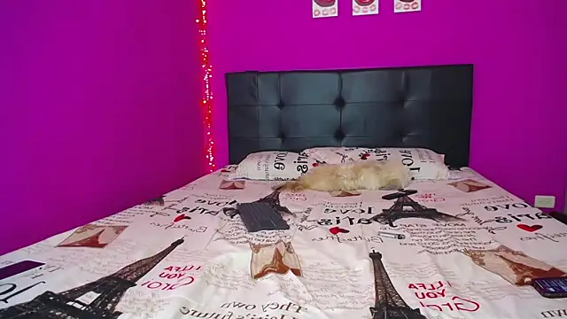 Snapshot of Zaratattoox chatting on January 2025 09:55:02 AM Zaratattoox online show from January 2025 09:55:02 AM