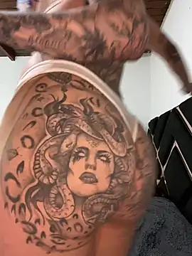 Zaratattoox online show from April 2026 08:30:01 AM