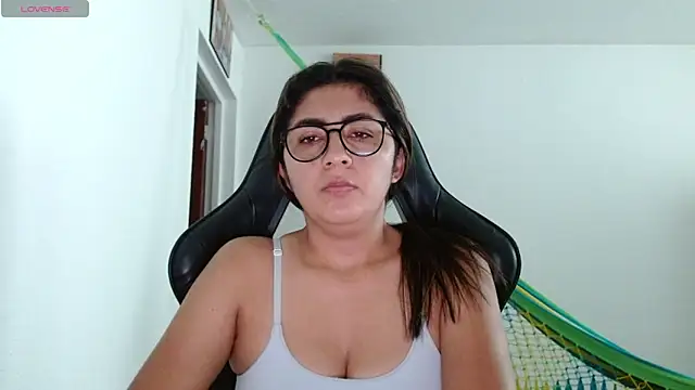 danna peterson1 online show from March 2026 07:37:02 PM