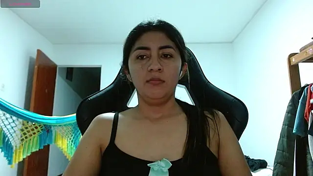 danna peterson1 online show from July 2026 12:11:02 AM