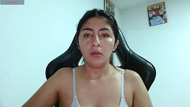 danna peterson1 online show from April 2026 12:15:02 AM