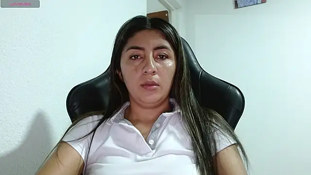 danna peterson1 online show from May 2026 12:04:01 AM
