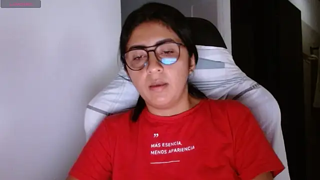 Snapshot of danna_peterson1 chatting on January 2025 09:07:01 PM danna peterson1 online show from January 2025 09:07:01 PM