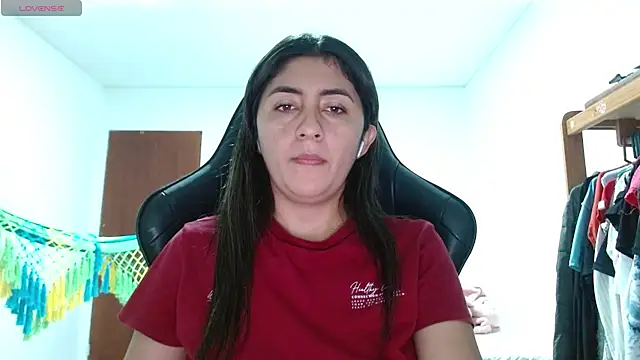 danna peterson1 online show from July 2026 09:37:01 PM