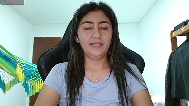 danna peterson1 online show from July 2026 12:52:02 AM