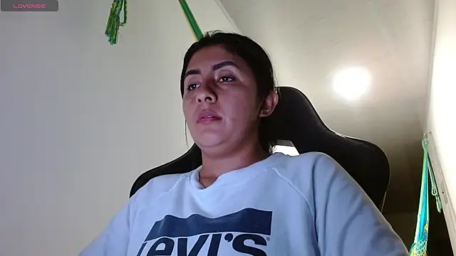 Snapshot of danna_peterson1 chatting on October 2025 10:54:01 PM danna peterson1 online show from October 2025 10:54:01 PM