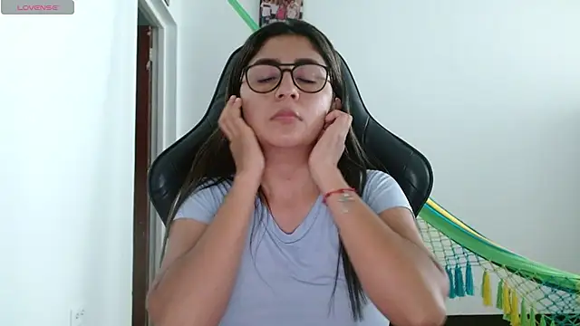 danna peterson1 online show from March 2026 07:52:01 PM