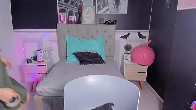 ariadna dawson7 online show from December 2025 09:41:01 PM