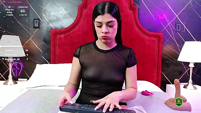 Snapshot of Maguy_Mistress chatting on March 2025 06:16:01 PM Maguy Mistress online show from March 2025 06:16:01 PM