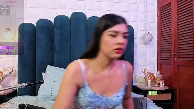 Snapshot of Maguy_Mistress chatting on December 2025 12:15:02 PM Maguy Mistress online show from December 2025 12:15:02 PM