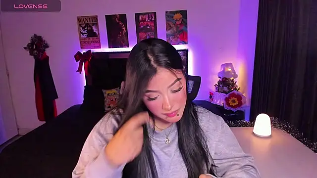 Mariana Hasper  online show from December 2025 09:12:01 AM