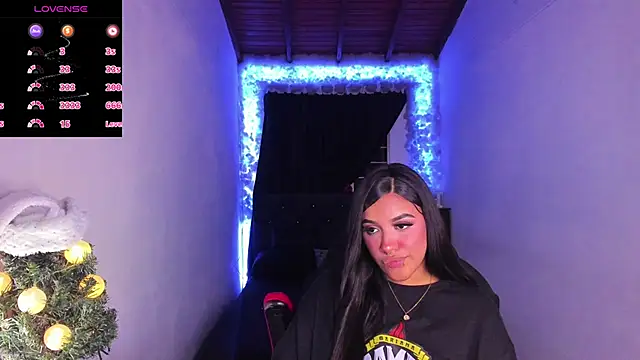 Snapshot of Mariana_Hasper_ chatting on January 2025 12:48:02 AM Mariana Hasper  online show from January 2025 12:48:02 AM