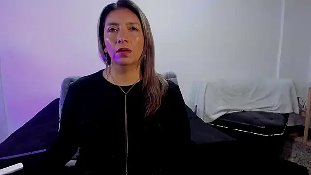 MichelleManson online show from October 2025 09:21:01 AM