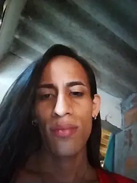 AlexaWarner online show from November 2025 04:10:01 PM