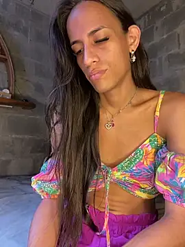 AlexaWarner online show from May 2026 12:55:01 PM
