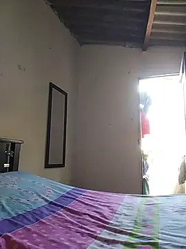 AlexaWarner online show from November 2025 04:11:02 PM