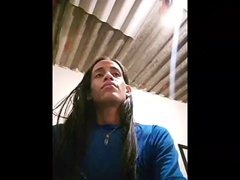 AlexaWarner online show from December 2025 07:04:01 PM