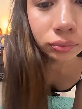 Snapshot of AlessiaVix chatting on March 2025 06:11:01 PM AlessiaVix online show from March 2025 06:11:01 PM