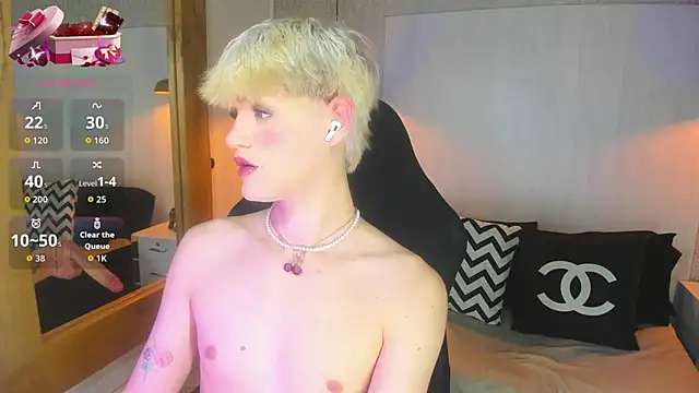 VladHellsing4 online show from January 2026 02:53:01 PM