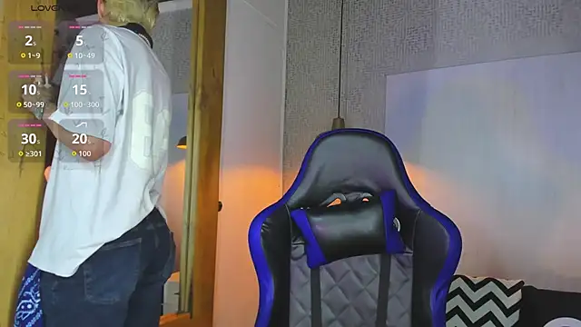 VladHellsing4 online show from February 2026 02:46:01 PM