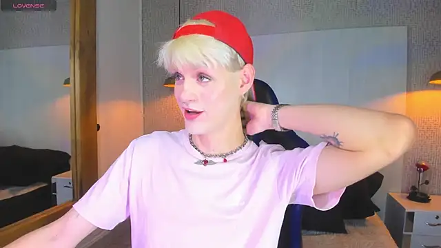 VladHellsing4 online show from March 2026 02:17:02 PM