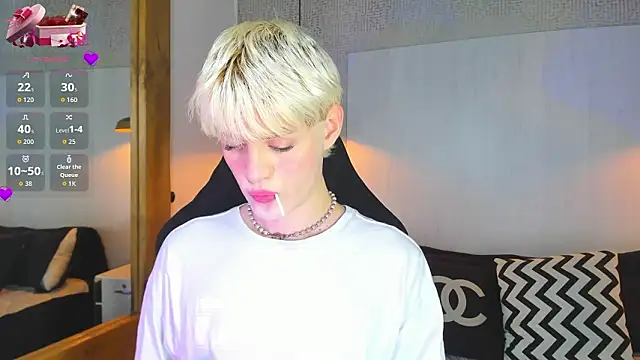 VladHellsing4 online show from March 2026 02:22:02 PM