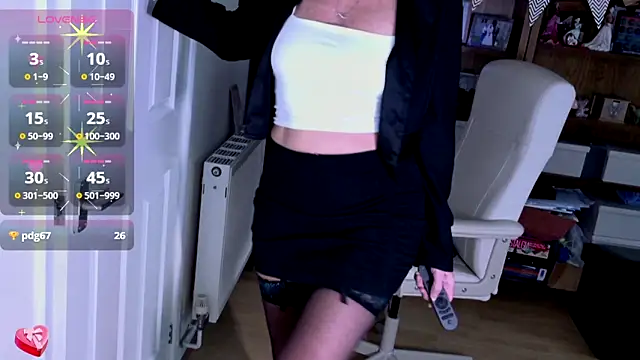 TopazCamgirl online show from December 2024 02:44:01 PM