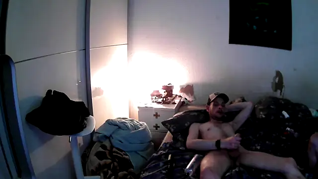 Snapshot of 2BossHornyBerlin chatting on October 2025 03:02:02 PM 2BossHornyBerlin online show from October 2025 03:02:02 PM