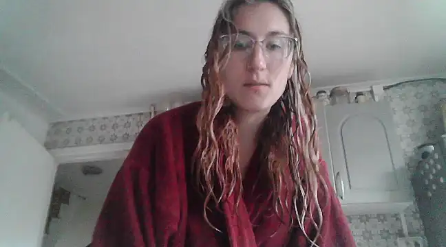 Snapshot of Afrania chatting on March 2025 01:49:01 PM Afrania online show from March 2025 01:49:01 PM