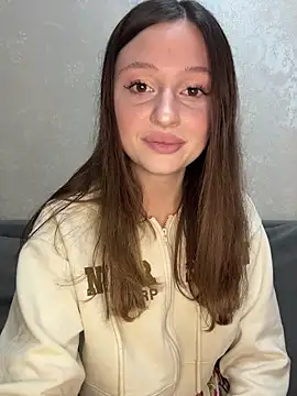 Kimsweet7 online show from December 2025 06:20:01 PM