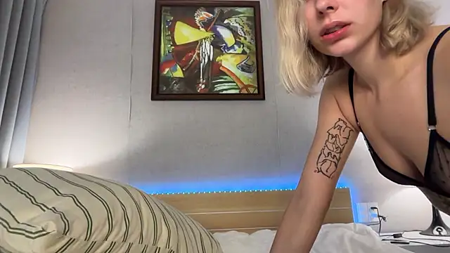 MiaDavis21 online show from March 2026 04:23:02 AM