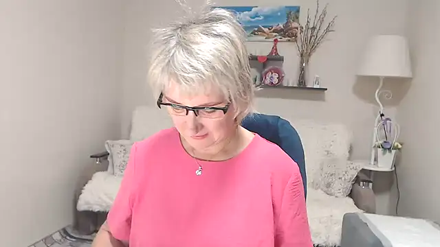 FleurMays online show from October 2025 05:20:01 AM