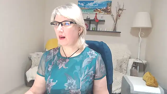 FleurMays online show from March 2025 04:05:01 AM