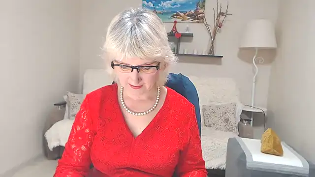 FleurMays online show from March 2025 10:00:02 AM