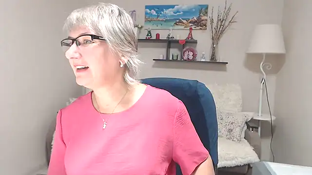 FleurMays online show from October 2025 05:09:02 AM