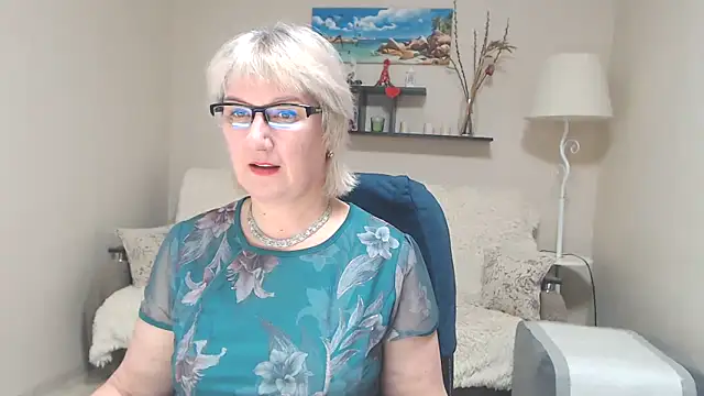 FleurMays online show from February 2025 12:30:02 PM