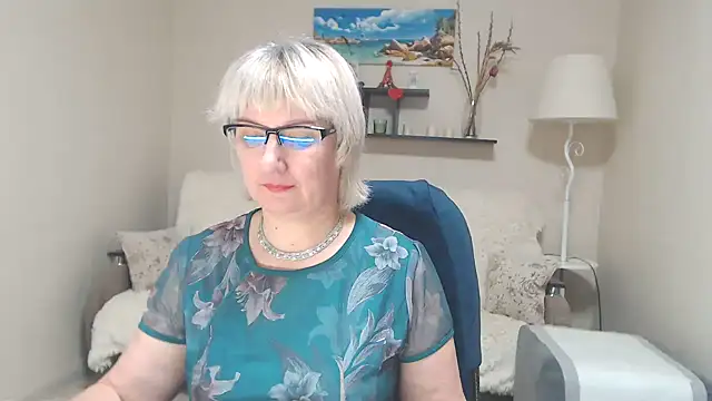 FleurMays online show from February 2025 09:26:02 AM